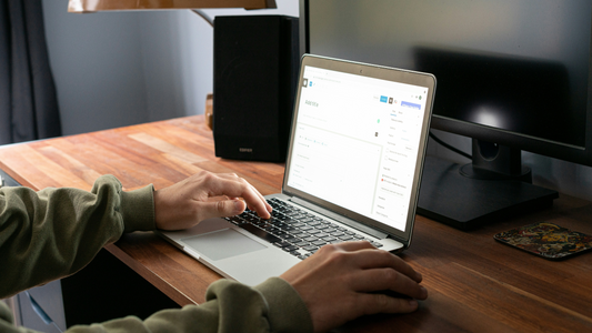 How to Create an Artist Newsletter: Engage Your Audience and Build Your Art Community